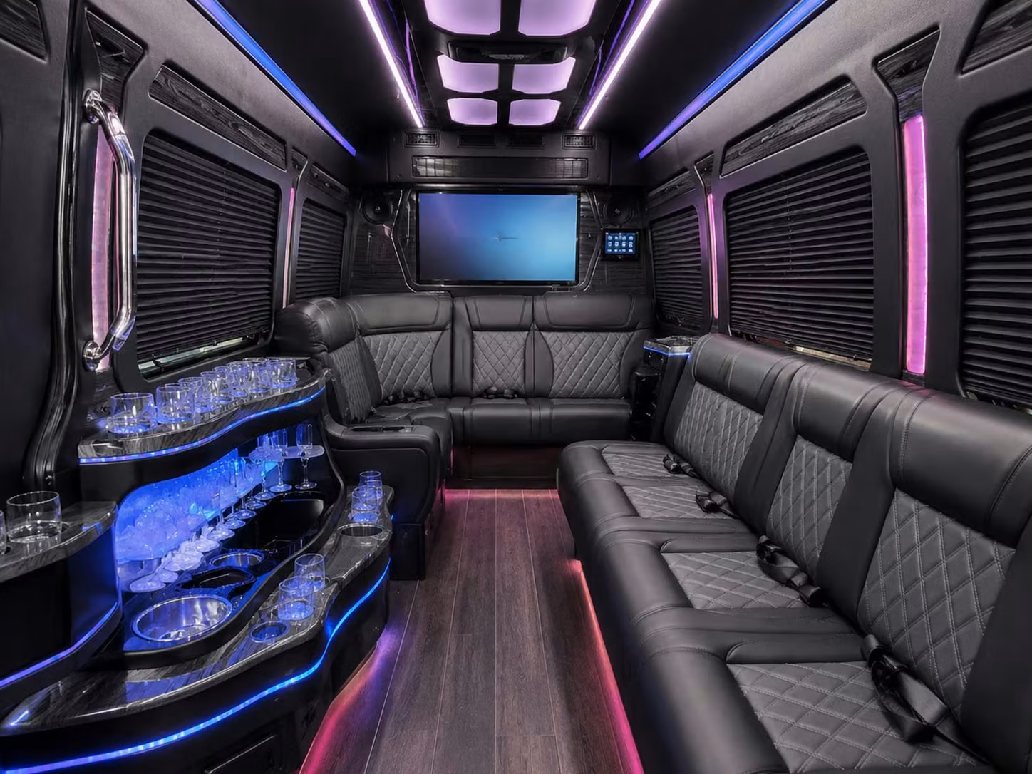 airport transfers and out of town guest shuttles for lawton weddings